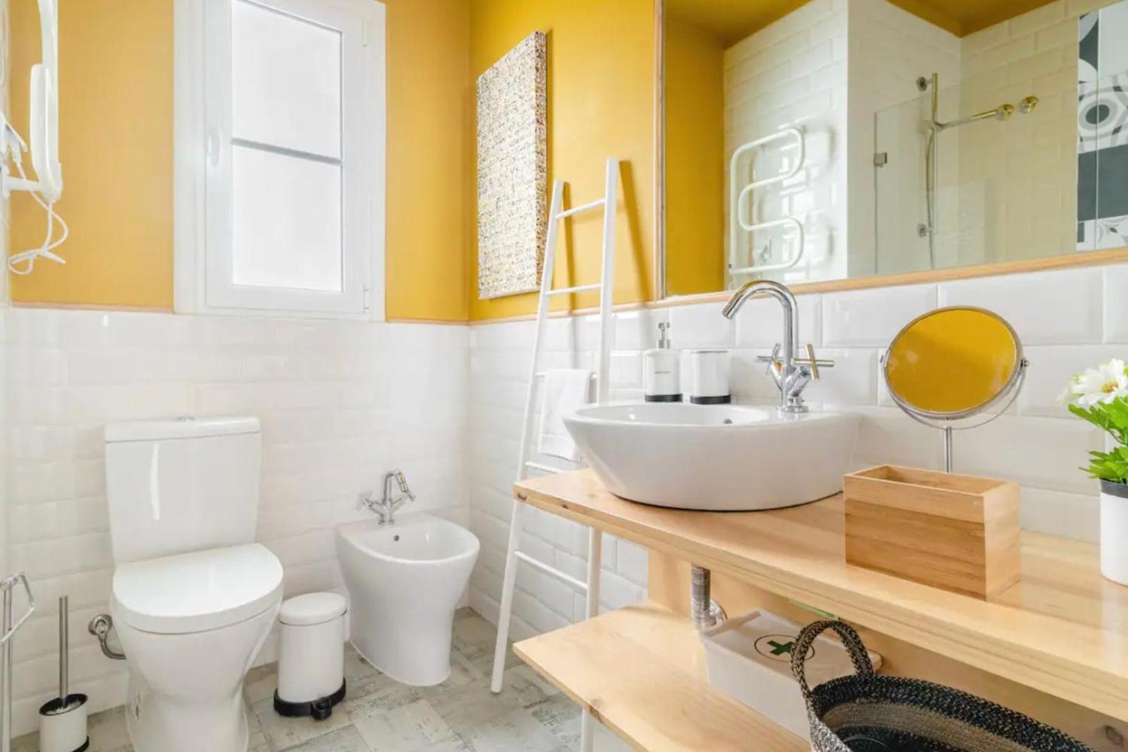 2br Terrace W Ac - Time Out Market | By Airnest *
