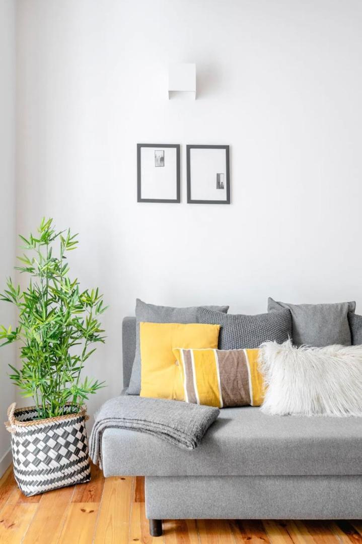 2br Terrace W Ac - Time Out Market | By Airnest Apartment *