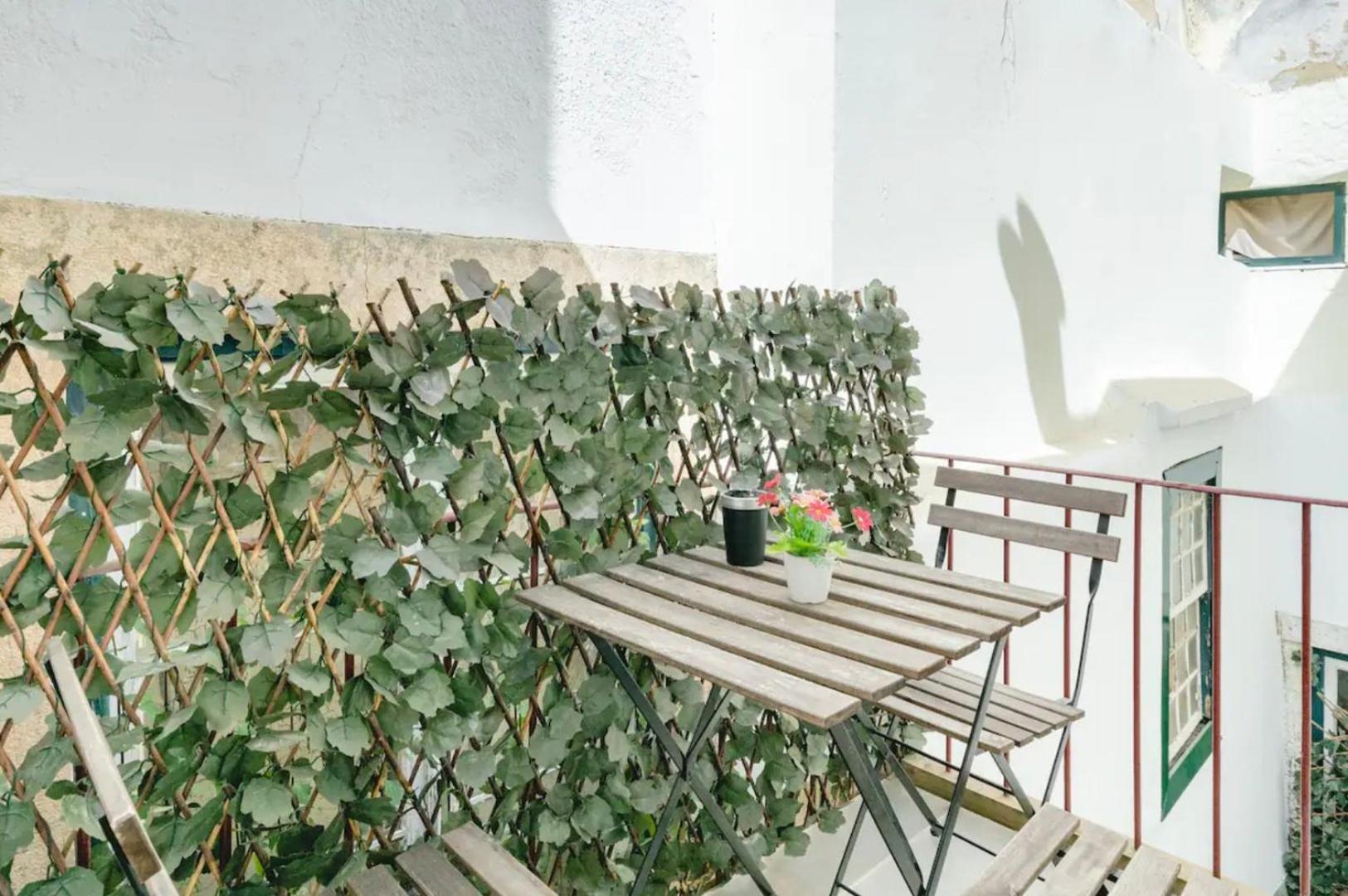 2br Terrace W Ac - Time Out Market | By Airnest Apartment